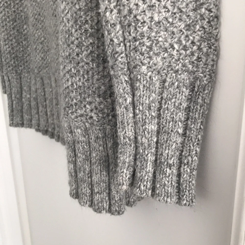 DKNY | Women’s cotton blend shawl collar sweater. Light gray, size L - Picture 5 of 7